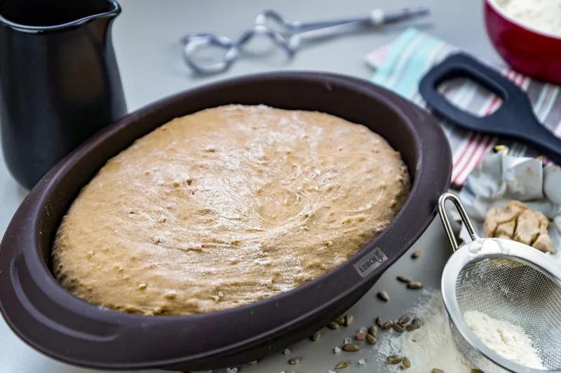 Lurch Backformen>Flexiform Oval 24x18cm Braun