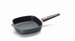 Woll Pfannen Guß Und Schmiedeeisen>Gusspfanne, viereckig Nowo Titanium 24x24cm Indukt