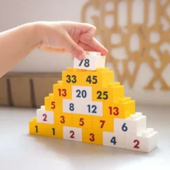 Hubelino Lernspiele>Zahlenmauern (Prof. Kortenkamps Mathe-Bau