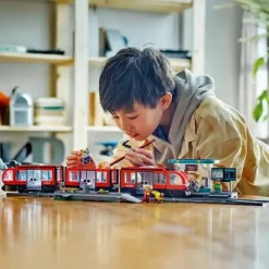 LEGO® Klemm- Und Magnetbaukästen>City Straßenbahn mit Haltestelle 60423