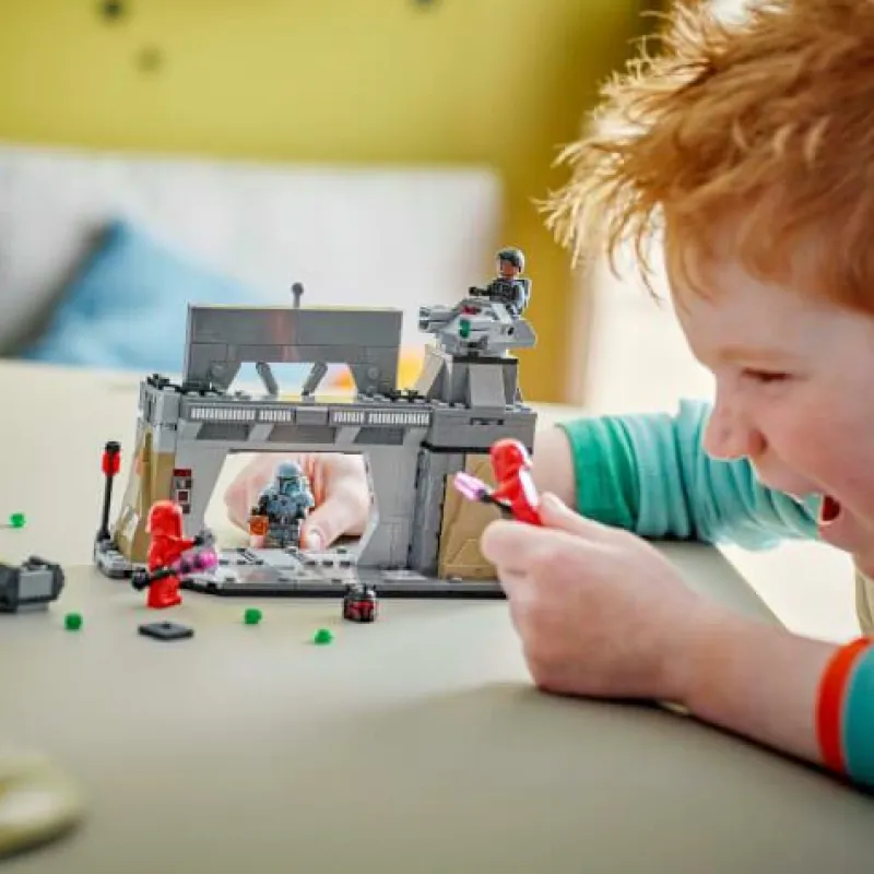 LEGO® Klemm- Und Magnetbaukästen>Star Wars™ Duell zwischen Paz Vizsla™ und Mo