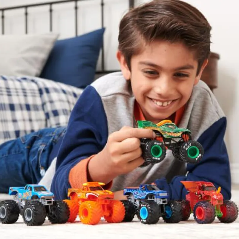 Spin Master Fahrzeuge Und Fluggeräte>MNJ Die Cast 1:24 Grave Digg