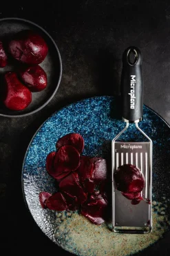 Microplane Schälen Und Zerkleinern><noscript><img width=