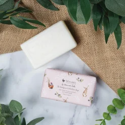 Wrendale Desings Ltd Raumdüfte Und Seife>Seife - Hedgerow (190g), Zitusfrüchte, Jasmin und