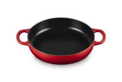 Le Creuset Pfannen Guß Und Schmiedeeisen>Servierpfanne Signature 2 Griffe 28 cm Kirschrot