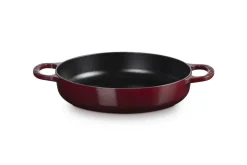 Le Creuset Pfannen Guß Und Schmiedeeisen>Servierpfanne Signature 2 Griffe 28 cm Garnet